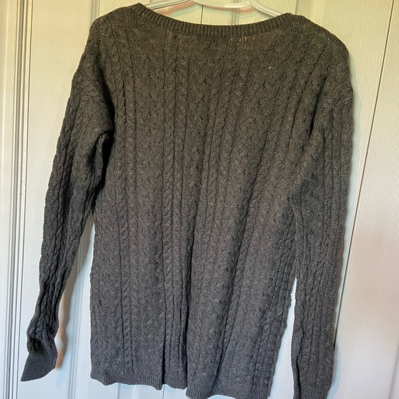 Cute American Eagle Sweater - Picture 3 of 4